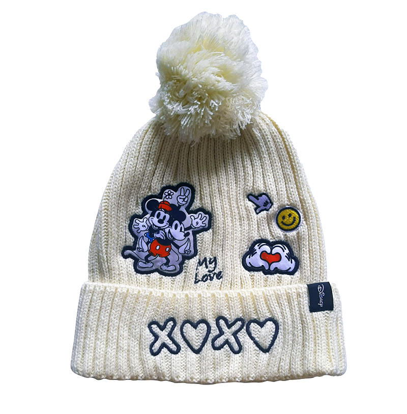 GORRO INV. C/POMPON DIS 5759 CAO