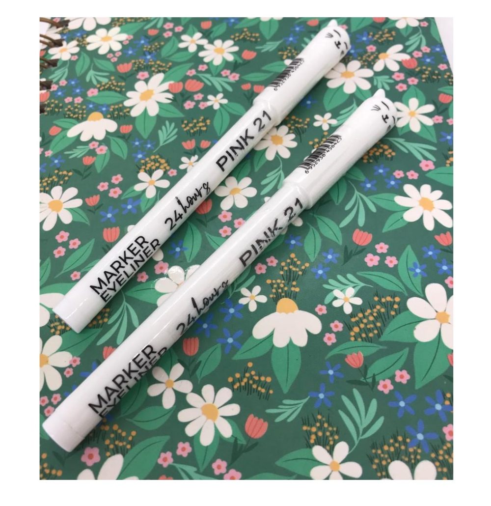 DELINEADOR THE WHITE REVOLUTION WATERPROOF ART CS3456 KAÑ