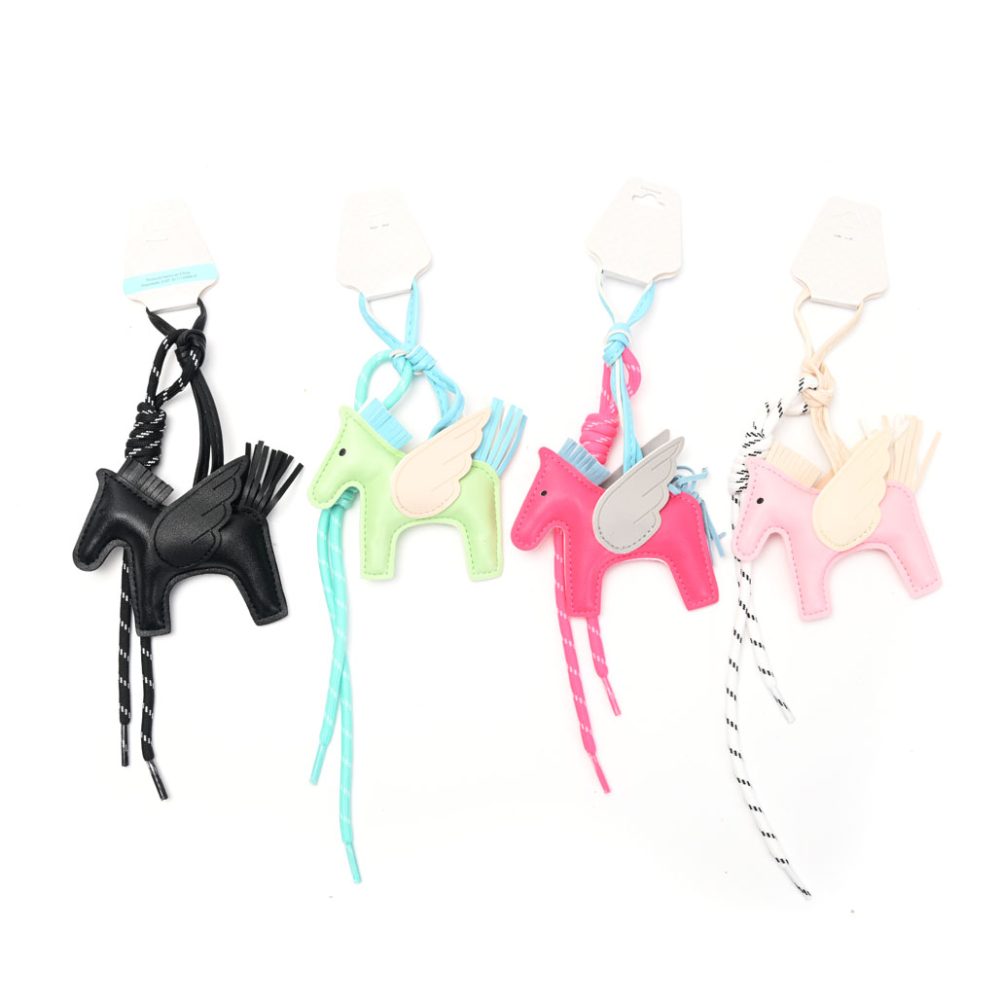 LLAVERO BAG CHARM PERRITO SALCHICHA AX-1382-01 JAÑ